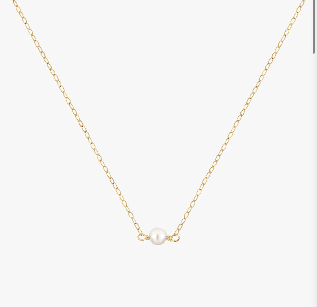 Minimal Round Pearl Necklace